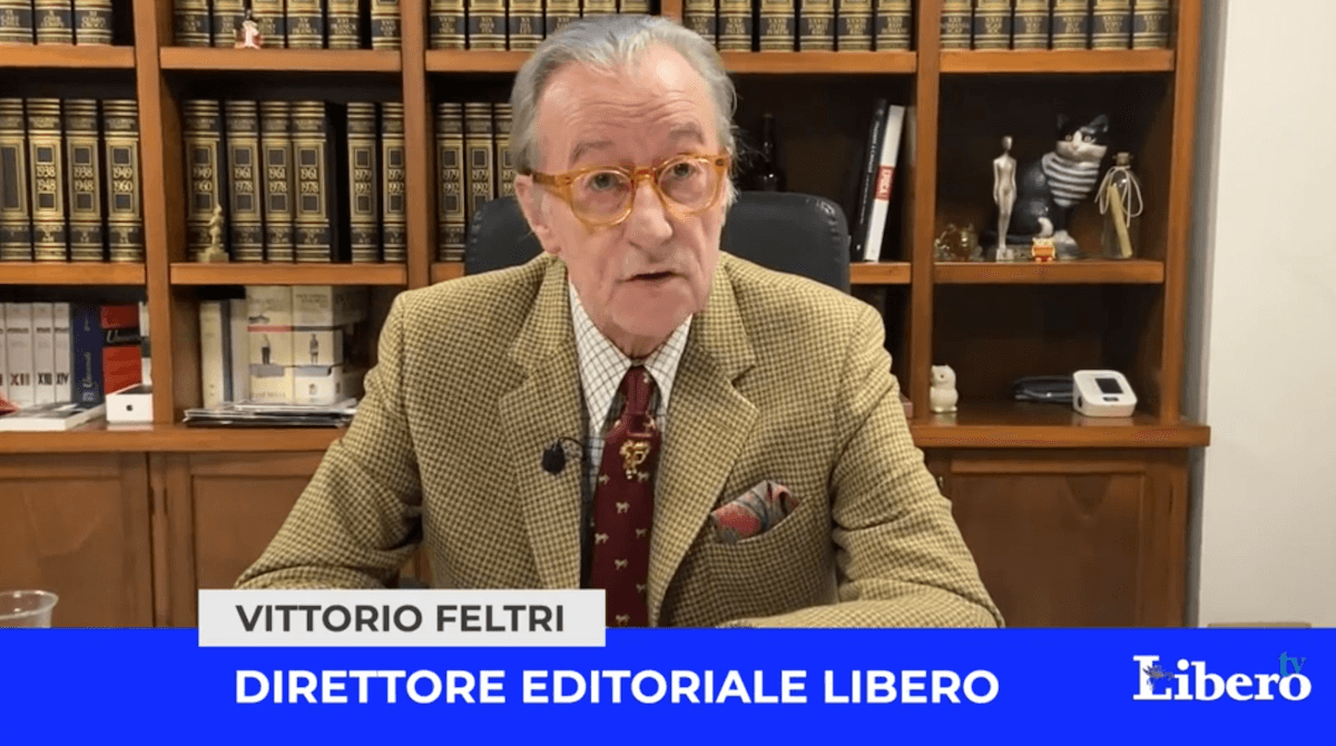 Feltri insulta Elodie dopo la risposta su Meloni: la cantante “risponde” su Whatsapp - Vittorio Feltri - Gay.it
