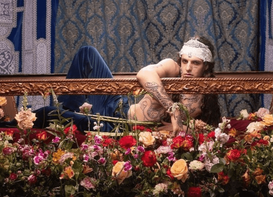 Achille Lauro si fa Santo per il lancio del disco, la tracklist
