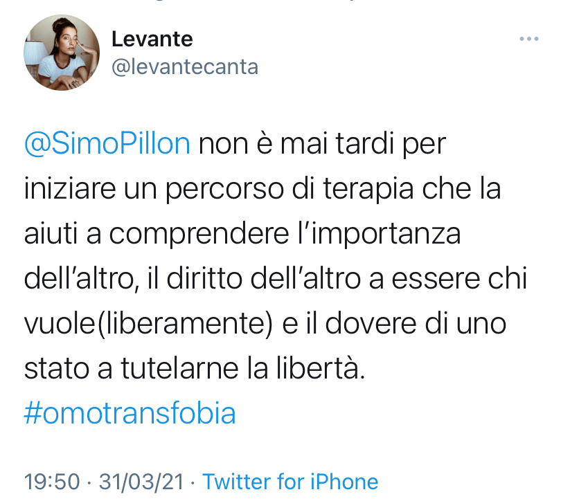 Omotransfobia, Levante a Pillon: "si faccia aiutare, non è mai troppo tardi per iniziare un percorso di terapia" - Levante Vs. Pillon - Gay.it