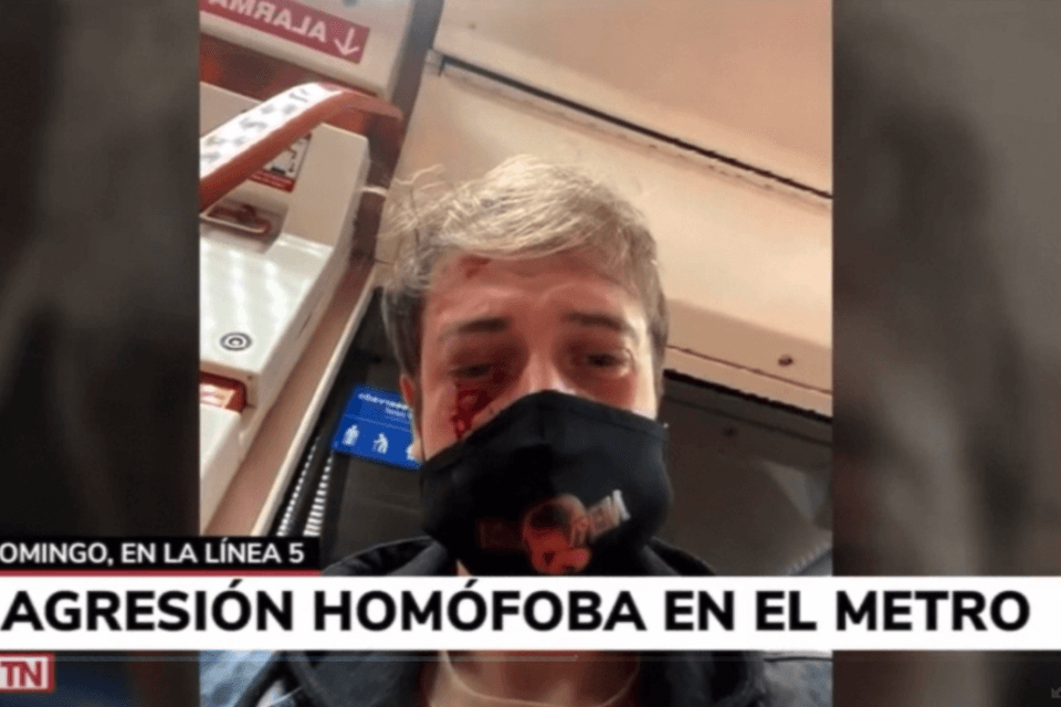 Madrid, brutale aggressione omofoba in metro al grido "fr*cio" - Madrid brutale aggressione omofoba 2 - Gay.it