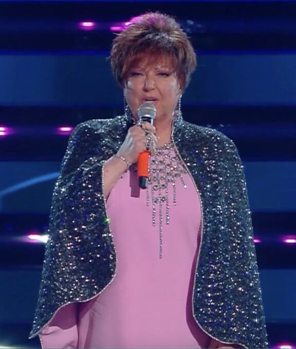 Sanremo 2021, il pagellone di Daniel Greco alla 4a serata - promossi e bocciati - Orietta Berti Sanremo - Gay.it