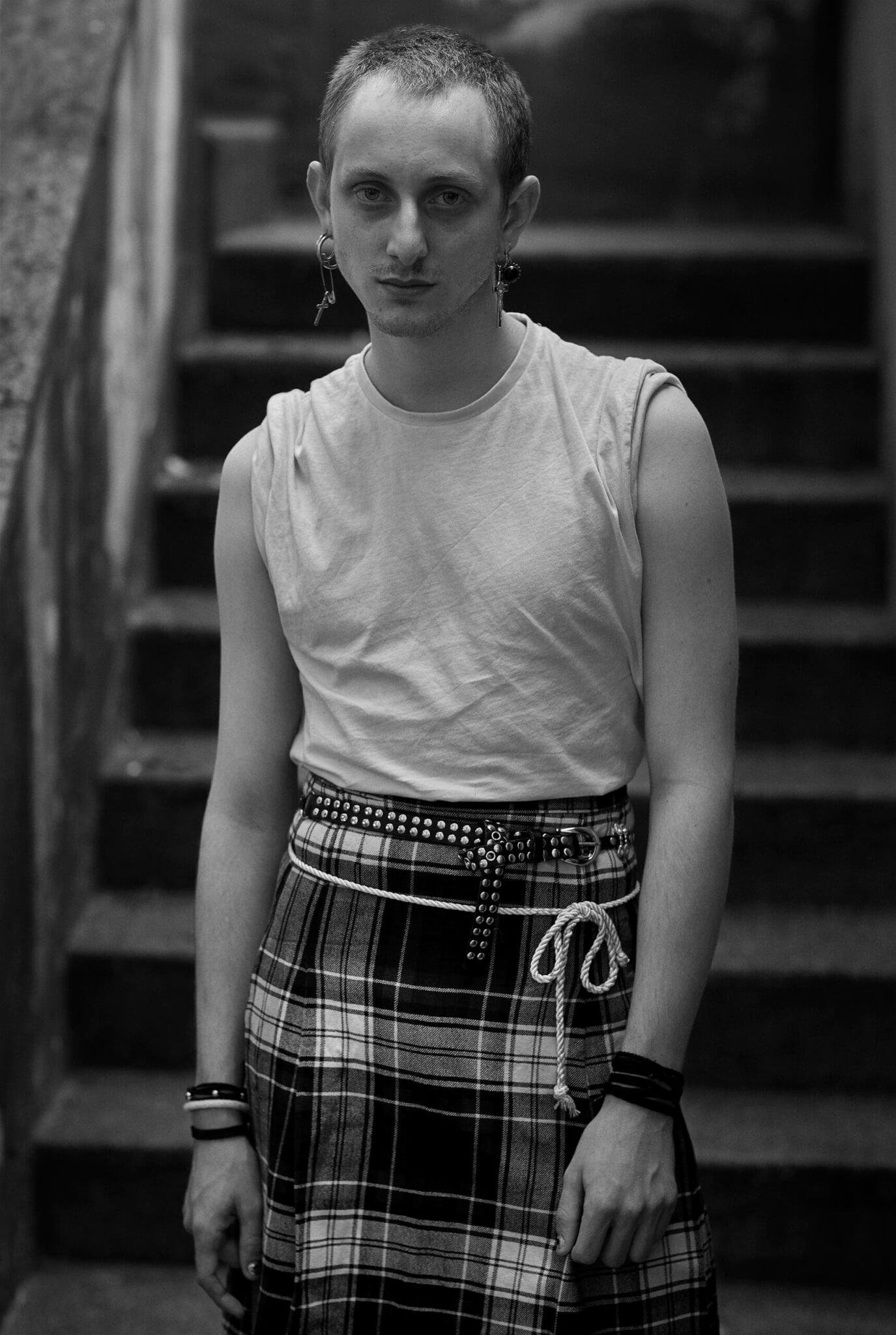 Lorenzo Seghezzi: il designer LGTBQ+ che combatte i clichè della moda italiana - by Amilcare Incalza scaled - Gay.it