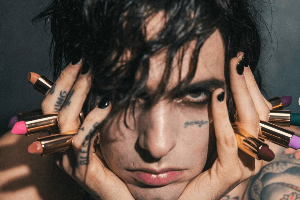 Achille Lauro: "Quando sento dire che il DDL Zan non è una priorità mi sento nella preistoria" - ACHILLE LAURO 1 - Gay.it
