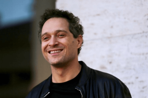 Claudio Santamaria: "Gli omotransfobici andrebbero rieducati" - Claudio Santamaria - Gay.it