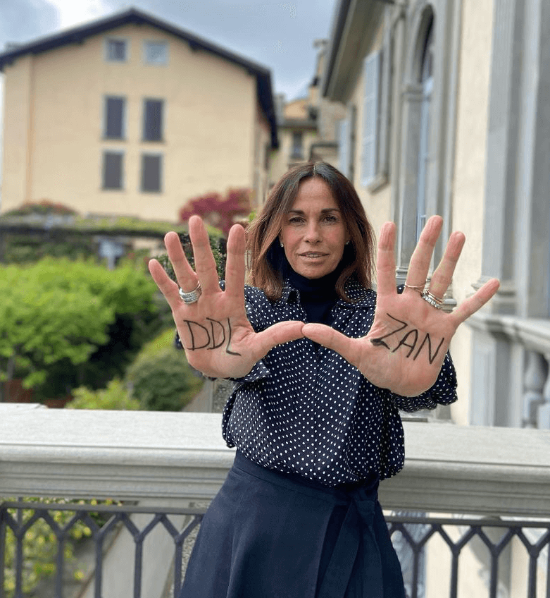 #DiamociUnaMano, continua il sostegno 'vip' al DDL Zan: Fasano, D'Avena, Iezzi, Amoroso, Taffo e tanti altri - Cristina Parodi DDL Zan 1 - Gay.it