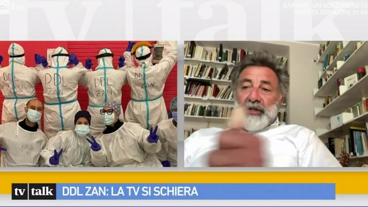 DDL Zan, Luca Barbareschi a Tv Talk: “Oggi è più seguito un LGBT che una famiglia normale”