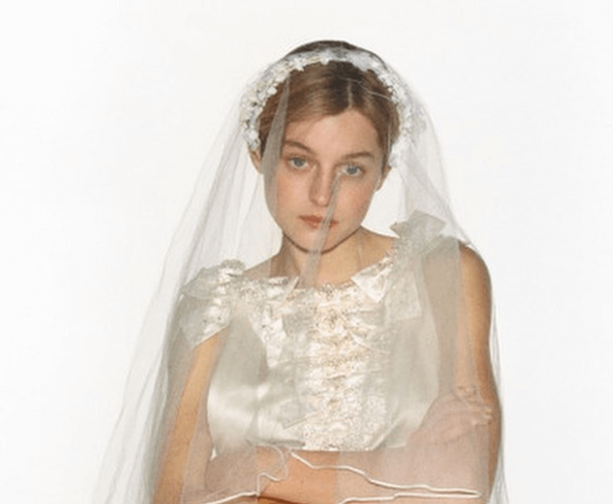 Tutti i coming out di personaggi famosi del 2021 - Emma Corrin - Gay.it