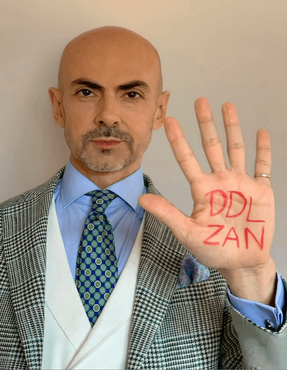 #DiamociUnaMano, continua il sostegno 'vip' al DDL Zan: Fasano, D'Avena, Iezzi, Amoroso, Taffo e tanti altri - Enzo Miccio DDL Zan - Gay.it