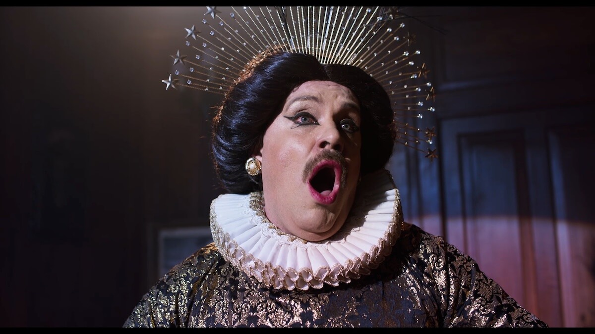 I film LGBTQIA+ della settimana 10/16 giugno tra tv generalista e streaming - Il ballo dei 41 foto - Gay.it