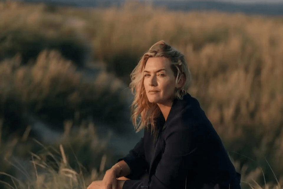 Kate Winslet: “Basta omofobia a Hollywood, conosco almeno 4 attori terrorizzati dal coming out”