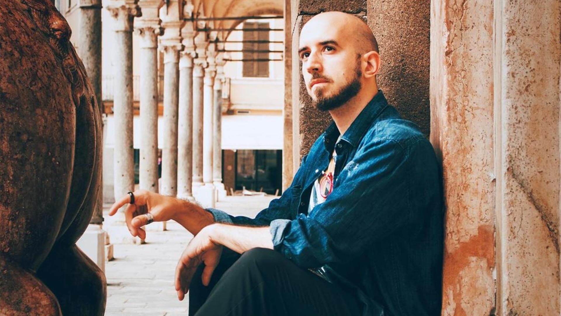 Matteo Rastelling Rastelli influencer impegnato contro odio e omofobia su Instagram e TikTok