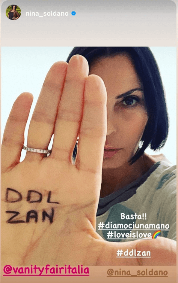#DiamociUnaMano, continua il sostegno 'vip' al DDL Zan: Fasano, D'Avena, Iezzi, Amoroso, Taffo e tanti altri - Nina Soldano - Gay.it