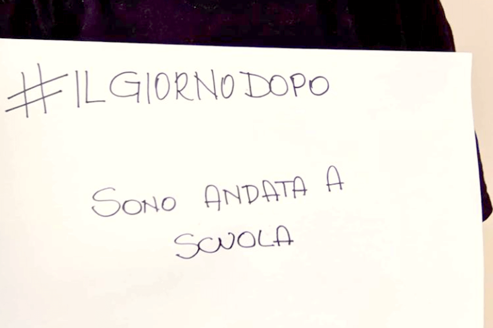 #IlGiornoDopo lo stupro, è virale l’hashtag che replica a Beppe Grillo