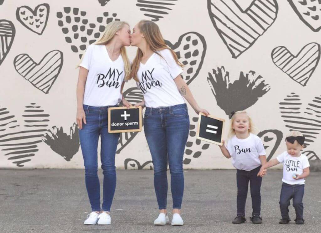 Festa della Mamma: 5 storie per celebrarla - FOTO - Christina Katie mamme lesbiche - Gay.it