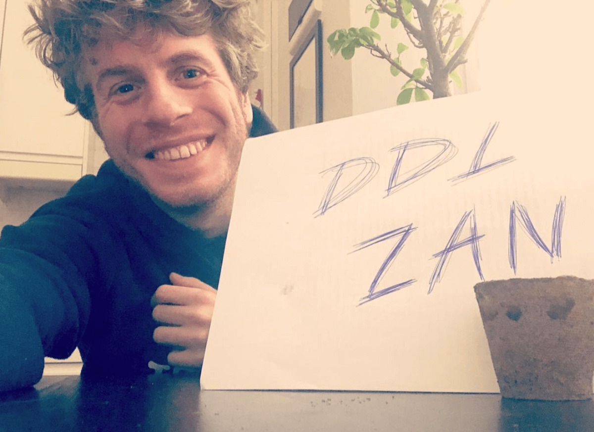Lodo Guenzi ringrazia Fedez: “Questo Paese è ancora in larga parte omofobo e razzista, è vergognoso”