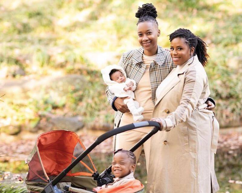 Festa della Mamma: 5 storie per celebrarla - FOTO - Que Jamilla mamme lesbiche - Gay.it