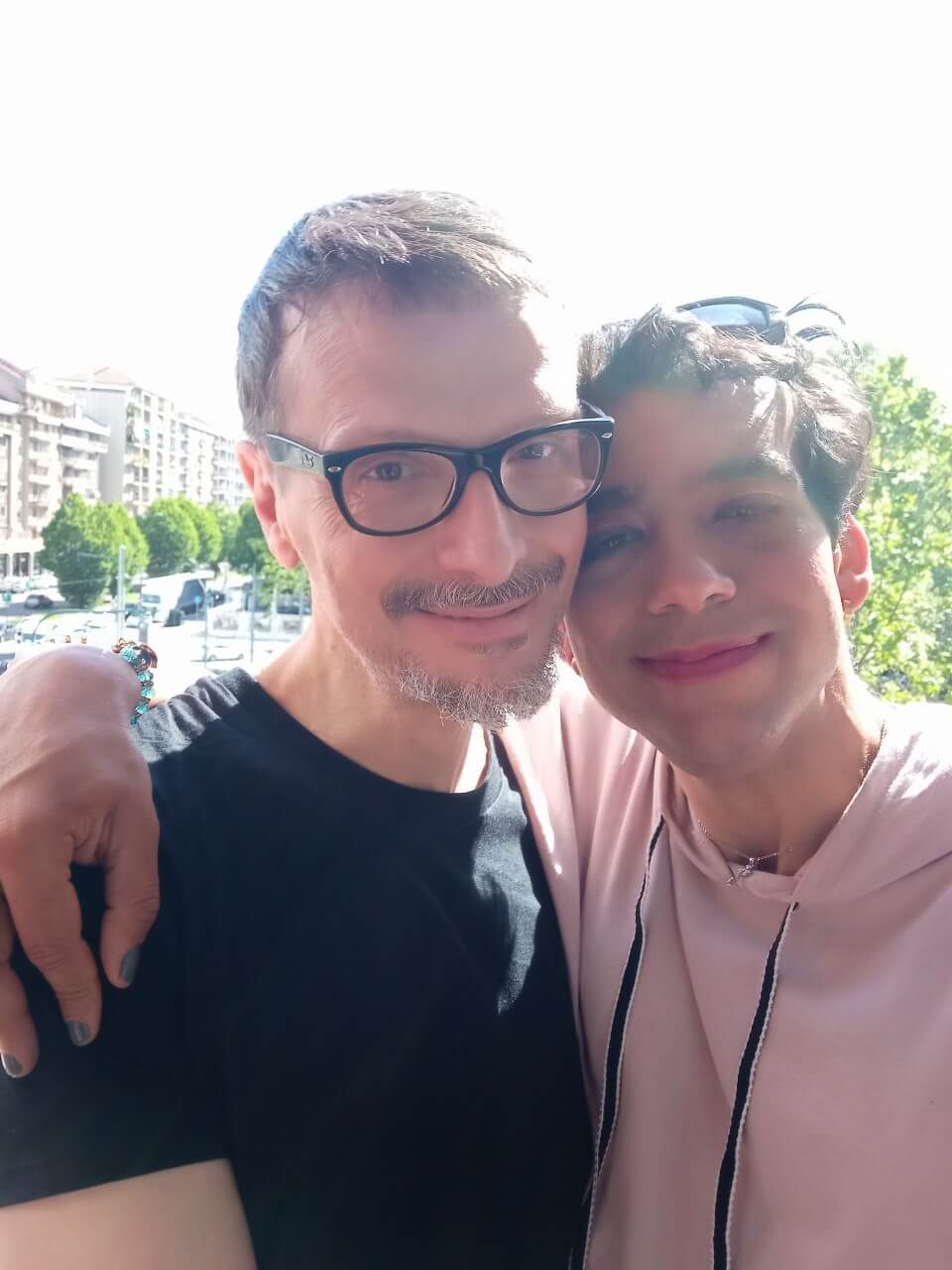 Attacco transfobico a Torino al grido "fr*ci vi ammazzo!" - Silvia - Gay.it