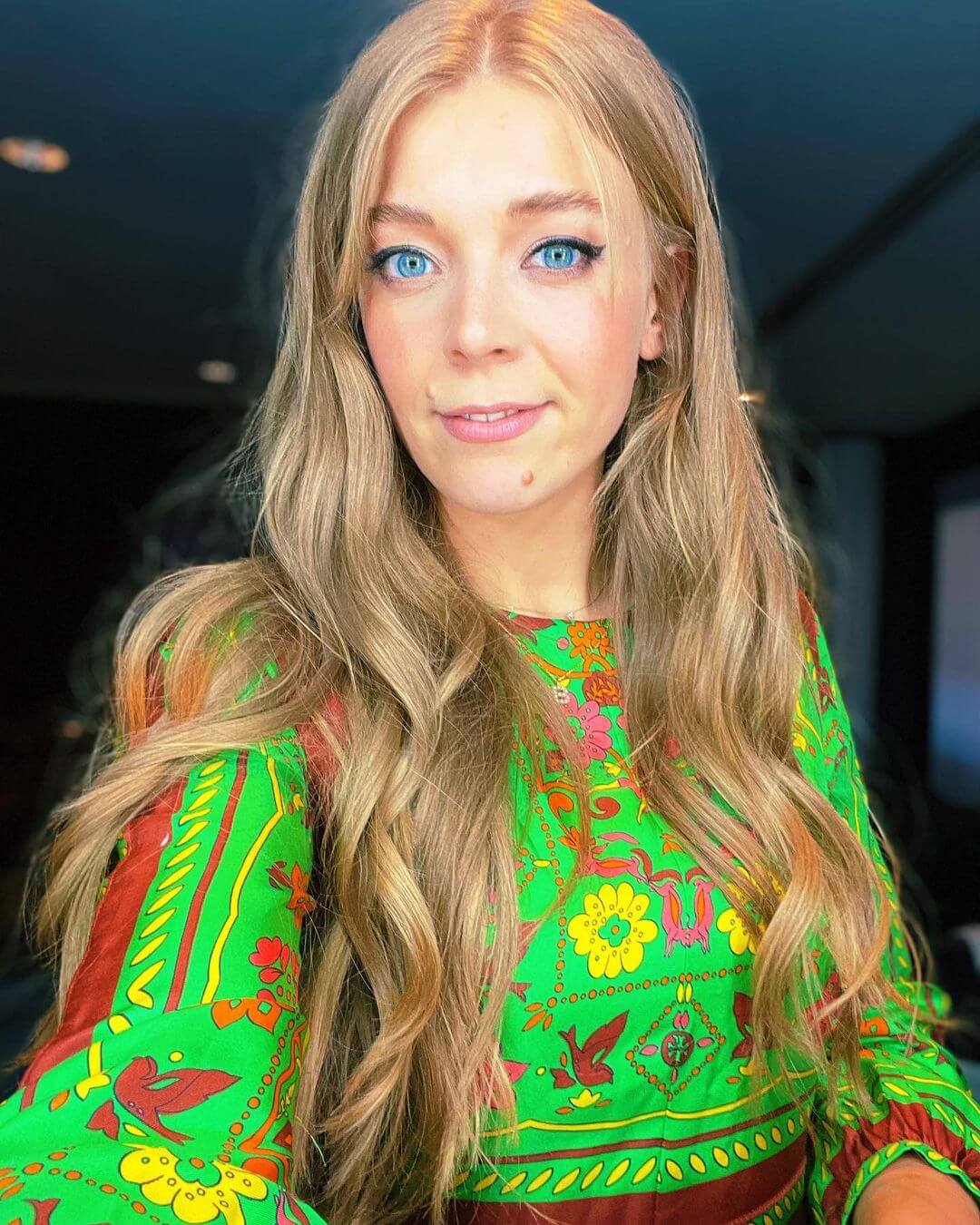 becky hill, coming out famosi, coming out 2021