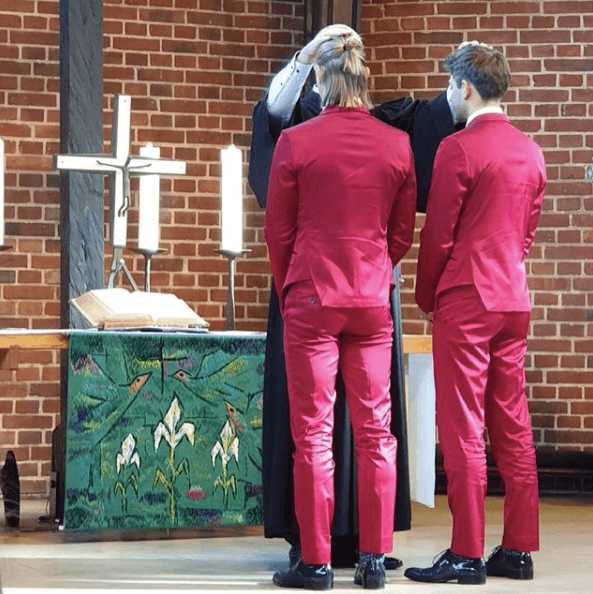 La Germania sfida il Vaticano: centinaia di sacerdoti hanno benedetto coppie LGBT - benedizione coppie lgbt.00004 - Gay.it