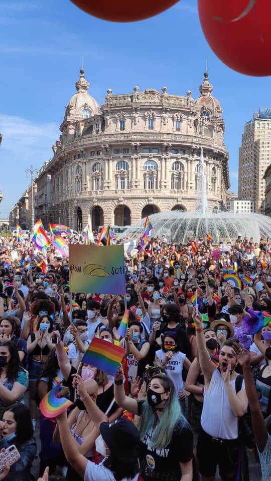 Onda Pride 2021 al via, 10.000 persone in piazza tra Genova e Bergamo - Liguria Pride - Gay.it