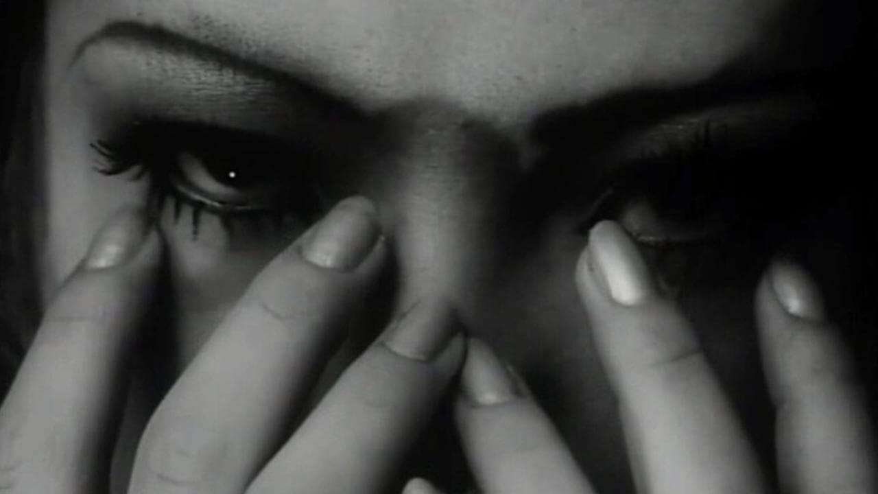Orgoglio senza Pregiudizio, MUBI celebra il Pride Month con 23 film a tematica LGBT - funeral parade of roses - Gay.it