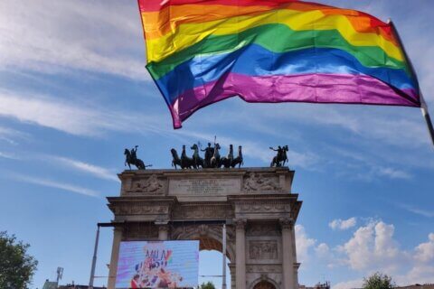Onda Pride 2022, un weekend da urlo tra Milano, Napoli, Padova, Bari, Catania e Sassari - milano pride 1 - Gay.it