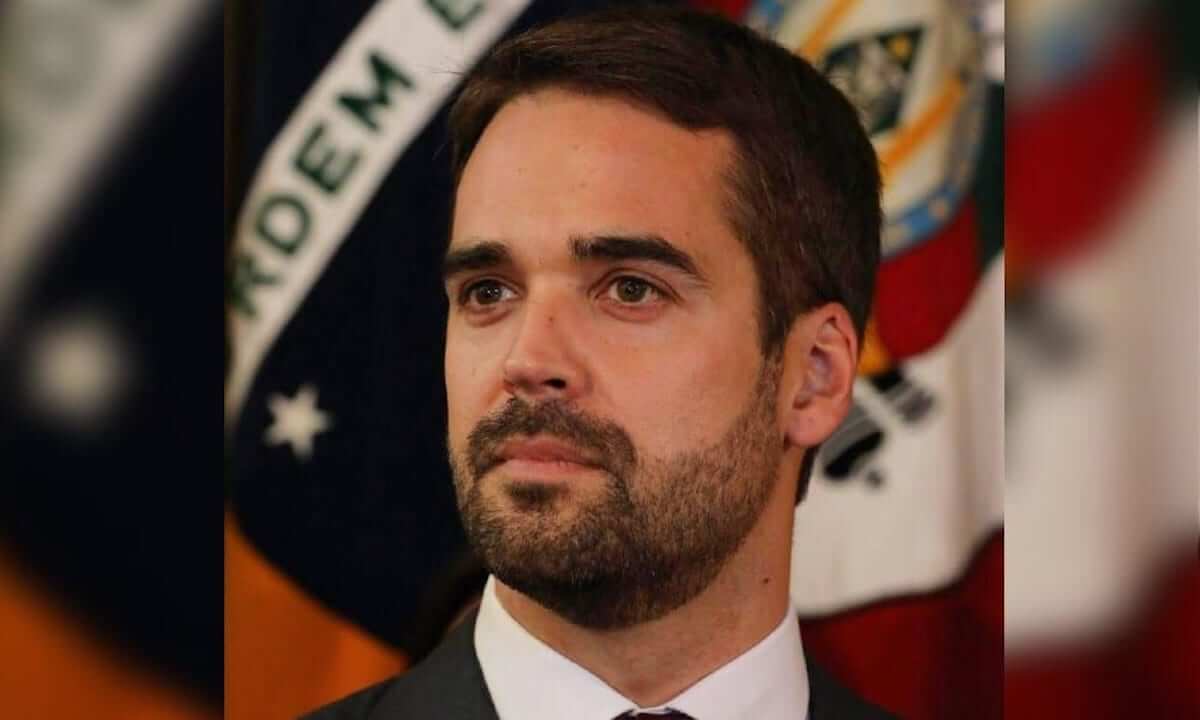 Tutti i coming out di personaggi famosi del 2021 - Eduardo Leite - Gay.it