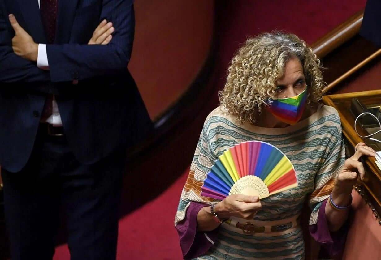 DDL Zan, Monica Cirinnà commossa in aula legge le parole di Porpora Marcasciano - VIDEO - Monica Cirinna - Gay.it