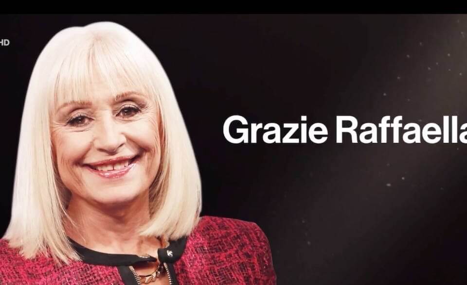Chi interpreterà Raffaella Carrà nell'ipotetica serie tv sulla sua vita? - Raffaella Carra 2 - Gay.it