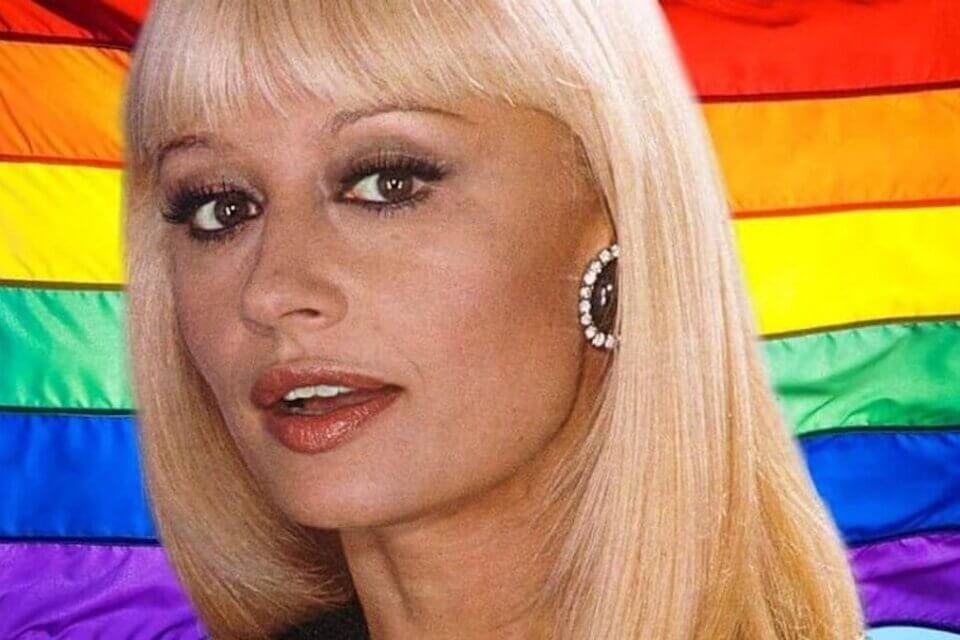 Da Ventura a Conti, da Baudo a Ferro, tutti ricordano e celebrano Raffaella Carrà - le reazioni social - Raffaella Carrà - Gay.it
