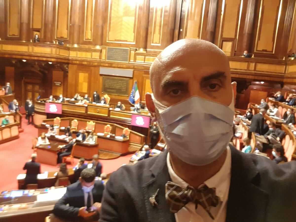 DDL Zan, Pillon in aula: “Vinto l’Europeo gli azzurri non hanno chiamato genitore 1 o 2, ma la mamma” – VIDEO
