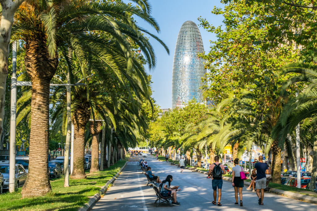 Spagna gay-friendly: una vacanza a tutto sport e benessere - barcellona paesaggio - Gay.it