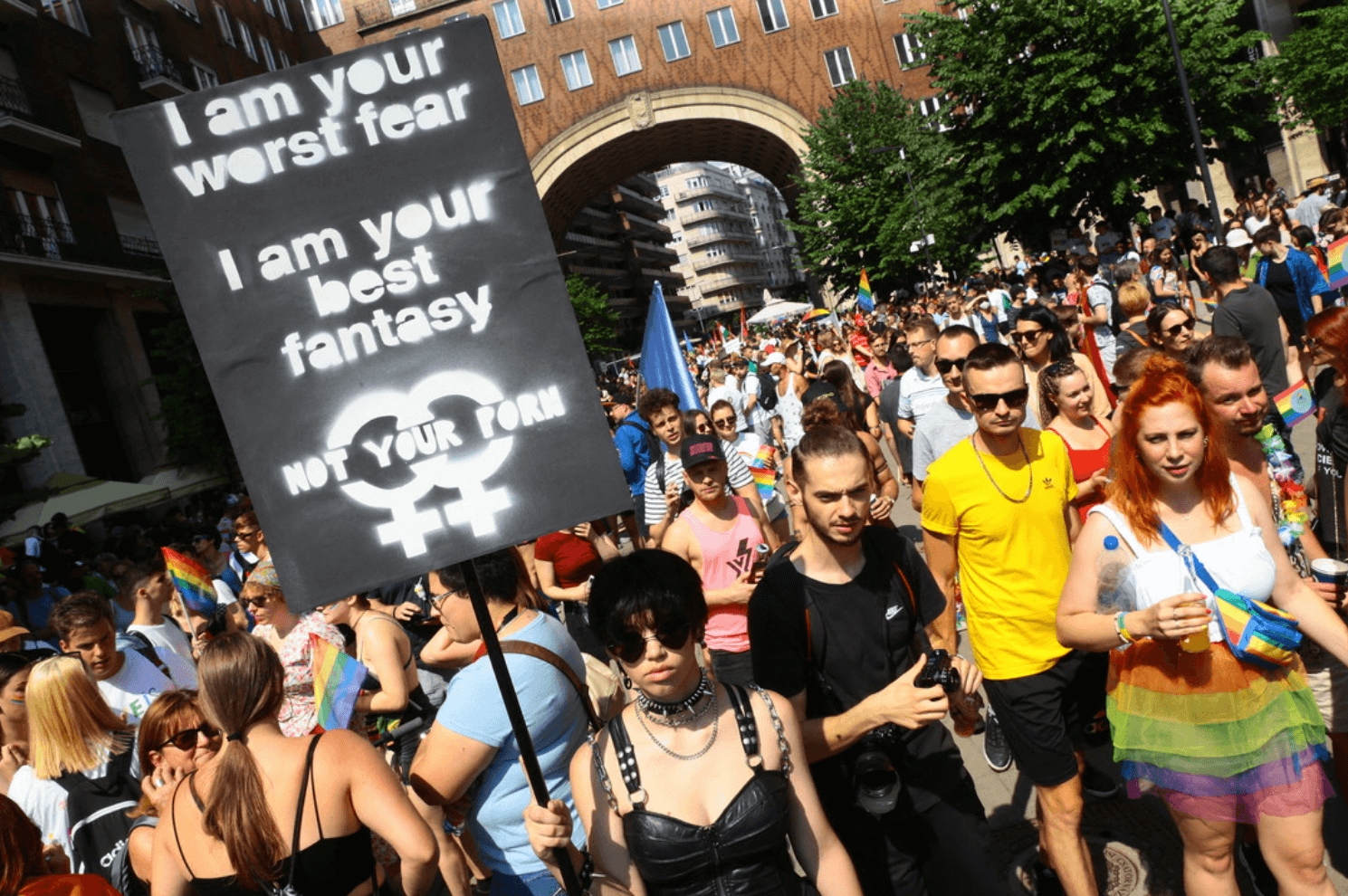 Budapest Pride, il grido dei trentamila contro l'omotransfobia di Orban - budapestpridegayit - Gay.it