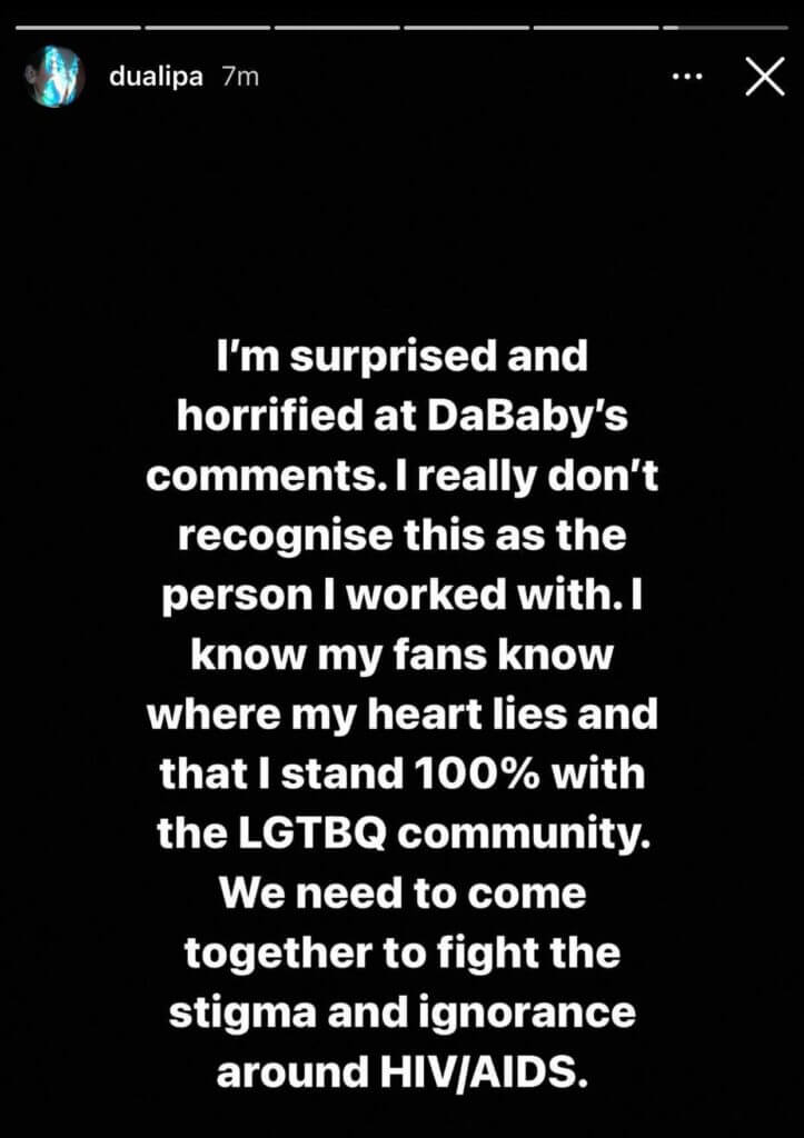 La rabbia di Dua Lipa contro il rapper DaBaby: 'Le tue parole sono orripilanti e omofobiche' - dualipa - Gay.it
