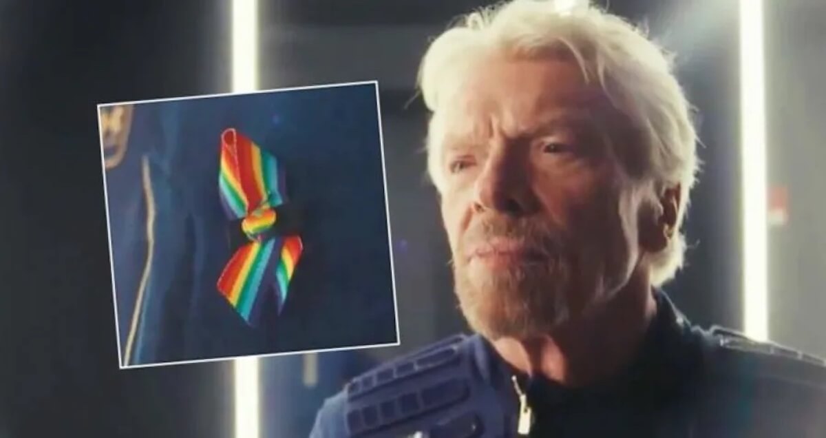 Richard Branson nello Spazio con un nastrino arcobaleno per onorare le vittime del Pulse