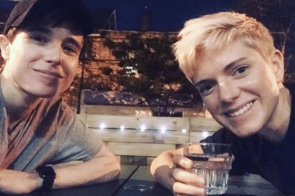 Elliot Page e Mae Martin, soltanto amici o è nato un amore?