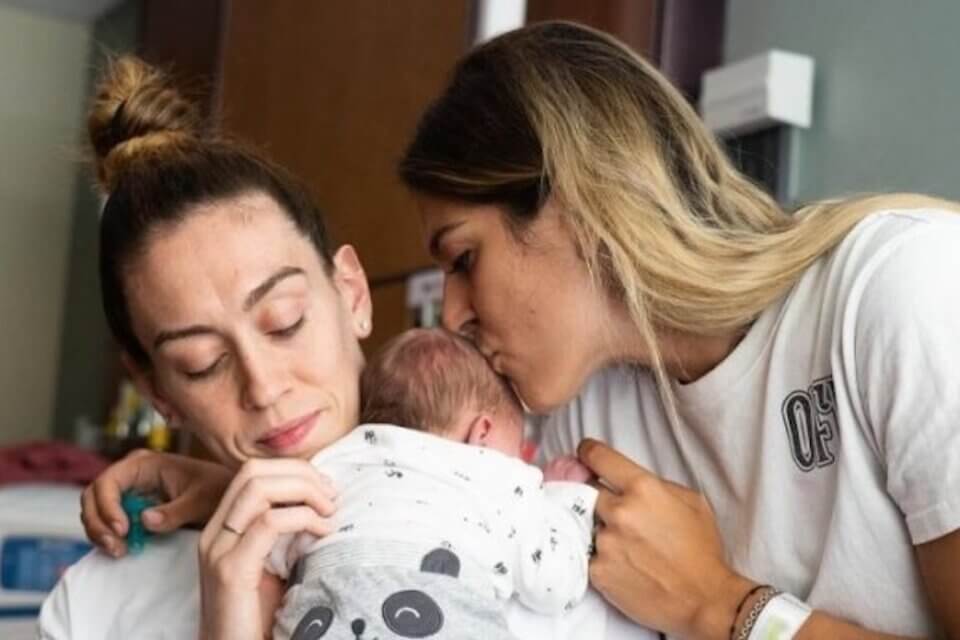 Le cestiste Breanna Stewart e Marta Xargay sono diventate mamme - Le cestiste Breanna Stewart e Marta Xargay sono diventate mamme - Gay.it