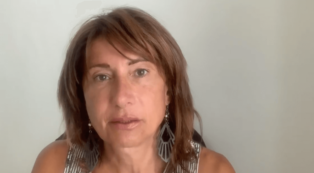 Vladimir Luxuria agli aggressori omofobi di Foggia: “Bastardi vigliacchi, siete monnezza” – video