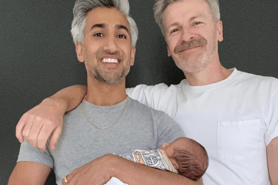 Tan France di Queer Eye è diventato padre, è nato Ismail - Tan France di Queer Eye 2 - Gay.it