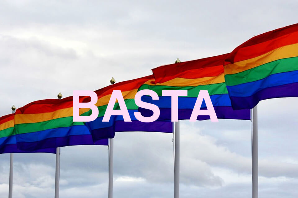 Cesenatico, preso a pugni perché gay: “Ho baciato un ragazzo, ora ho paura ad uscire di casa”