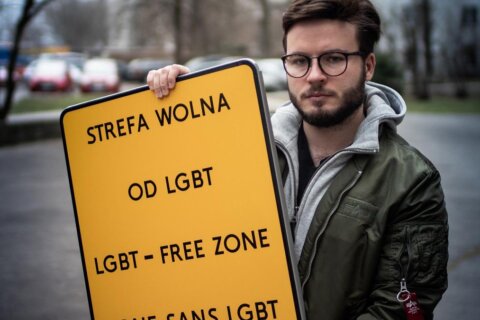 Polonia, l'UE minaccia di bloccare 150 milioni di dollari per le LGBTQ-Free Zone. Quando dalle parole ai fatti? - polonia lgbt free - Gay.it