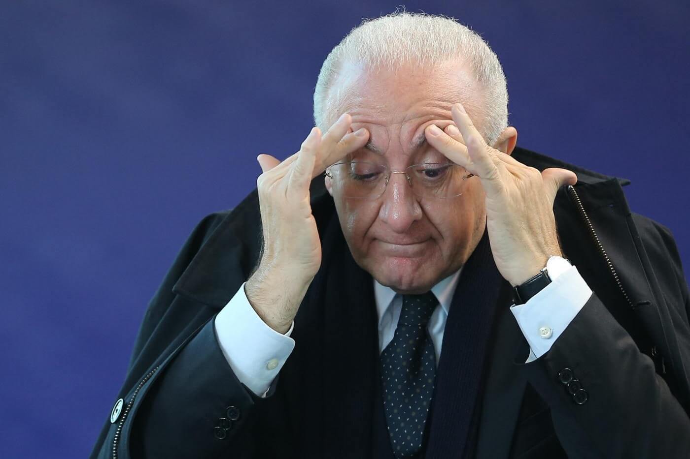 Vincenzo De Luca vs. DDL Zan: “La giornata contro l’omotransfobia a scuola? Ma andate al diavolo” (VIDEO)