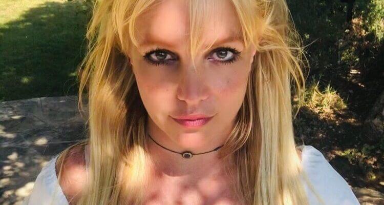 Britney Spears lascia Instagram per amore, ecco tutti gli ultimi retroscena social - Britney Spears - Gay.it