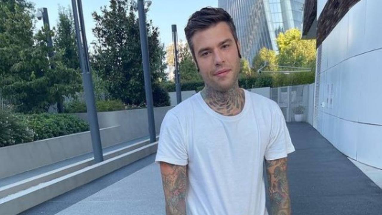 Fedez, l’ennesima denuncia arriva dal leghista Alessandro Rinaldi: “Tra le 10 più divertenti della mia vita”