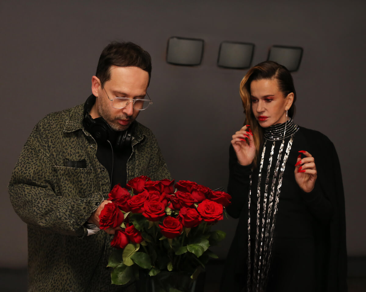Jacopo Miliani, La discoteca, Jacopo Miliani and Eva Robin’s on the set of the film, 2021. Photo © Sara Scanderebech