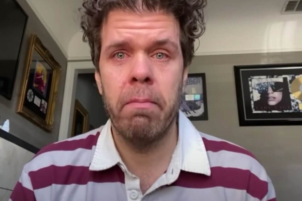 Perez Hilton pentito per gli outing e le cattiverie del passato: “Non mi perdoneranno mai”