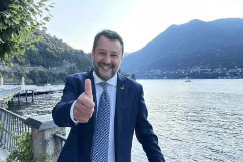 Salvini: "Un deputato leghista ha baciato un uomo? E quindi? Zan guardone" - Salvini - Gay.it