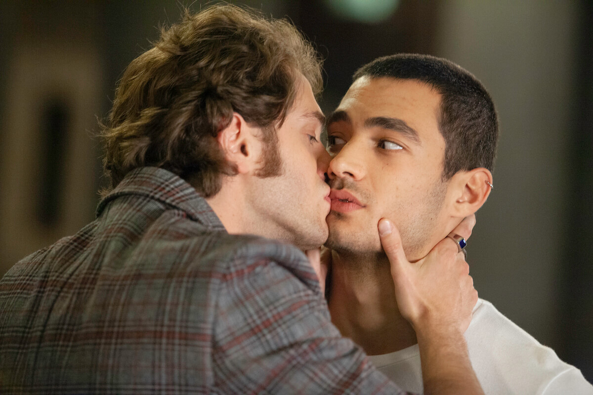 Prime Video, tutte le novità 2023/2024. Dal karaoke con Tommaso Zorzi a Mengoni, Ambra e Commare - ancorapiubello 20210531 8430 Edit F - Gay.it