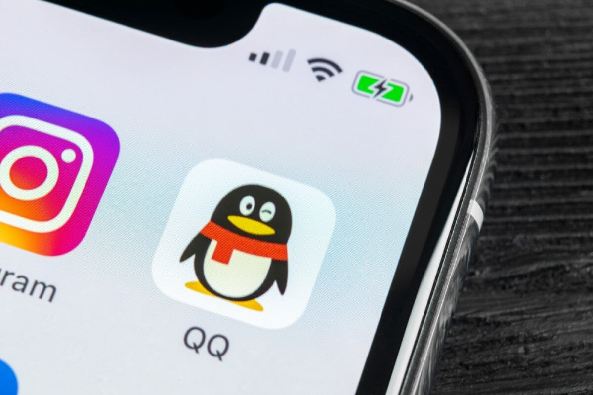 QQ, la versione cinese di Snapchat vieta le parole “gay”, “lesbica” e “LGBTQ”