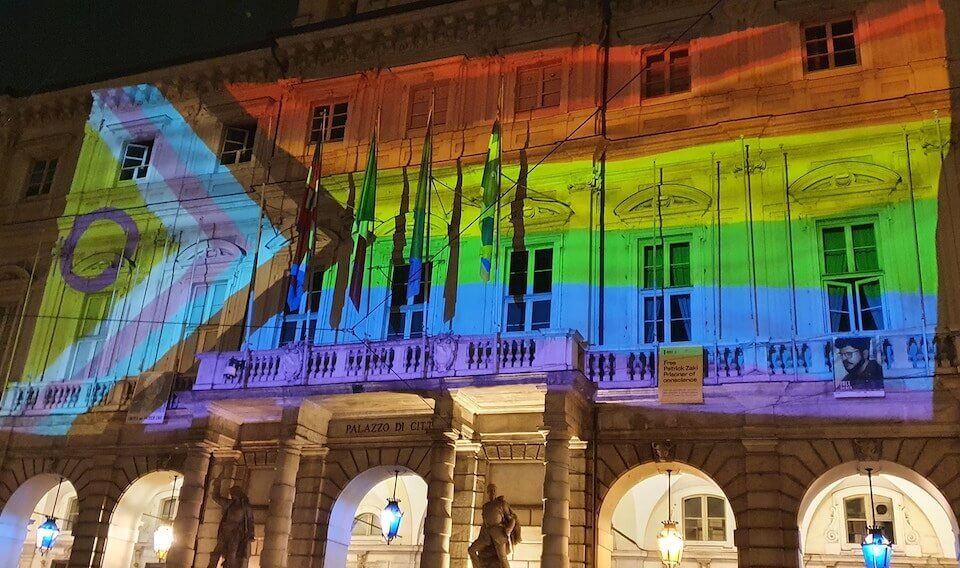 Torino Pride, migliaia di persone in strada. Polemiche sul candidato di centrodestra Damilano - torino pride cover - Gay.it